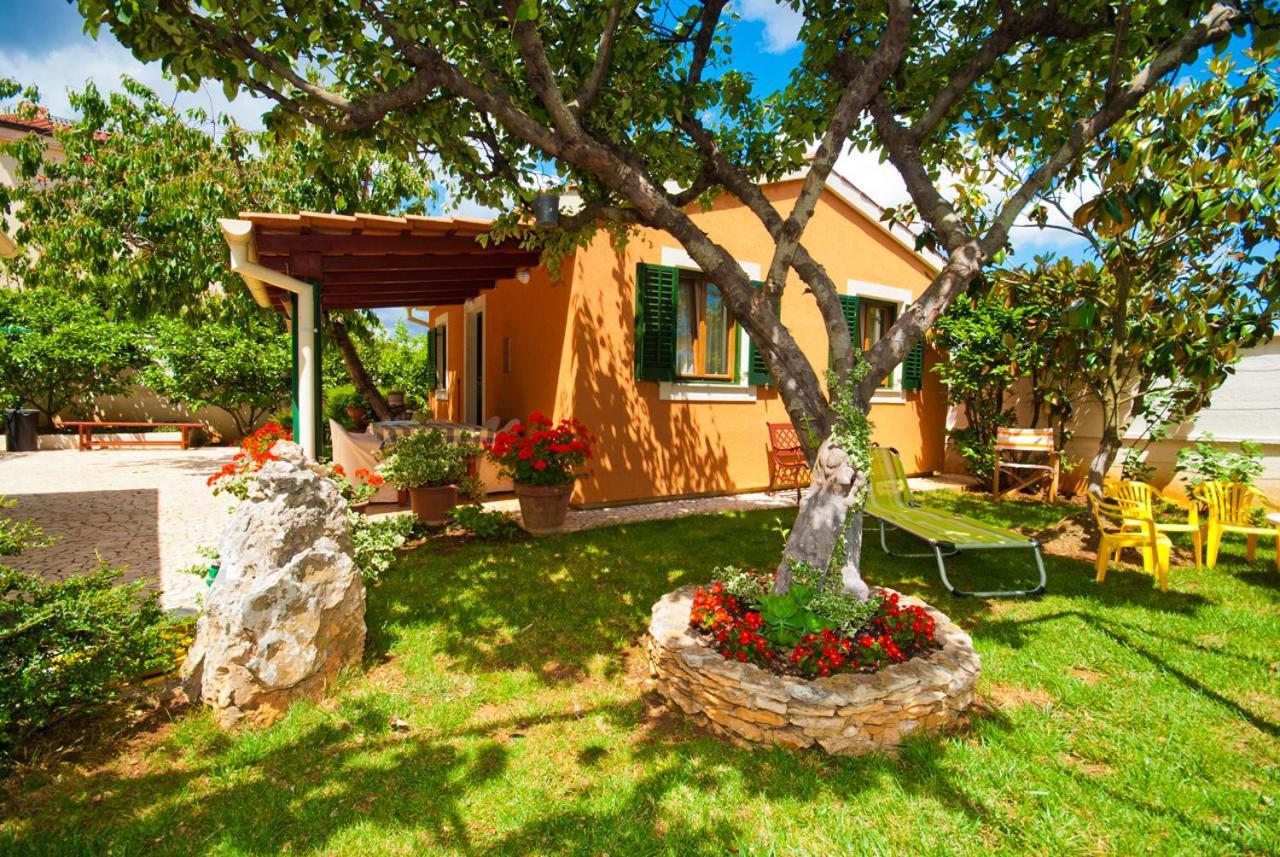 Guest House Bizjak Vinkuran Bagian luar foto