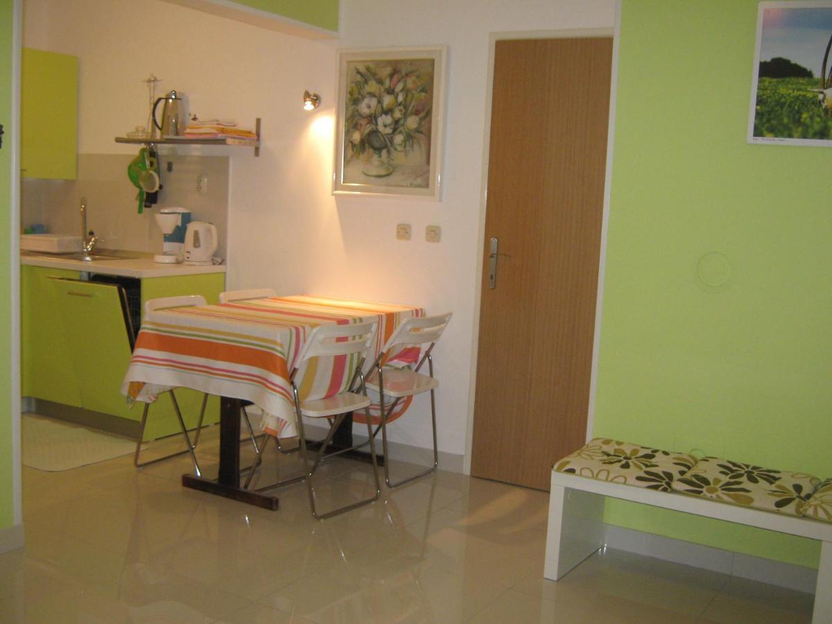 Guest House Bizjak Vinkuran Bagian luar foto