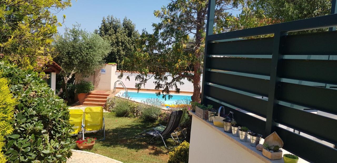 Guest House Bizjak Vinkuran Bagian luar foto